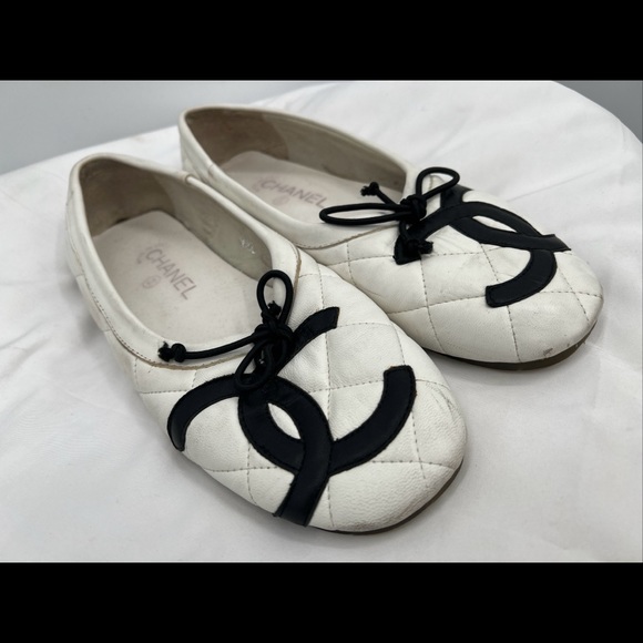 Chanel Women's Quilted Cambon Leather White Ballet Flats EUR Size